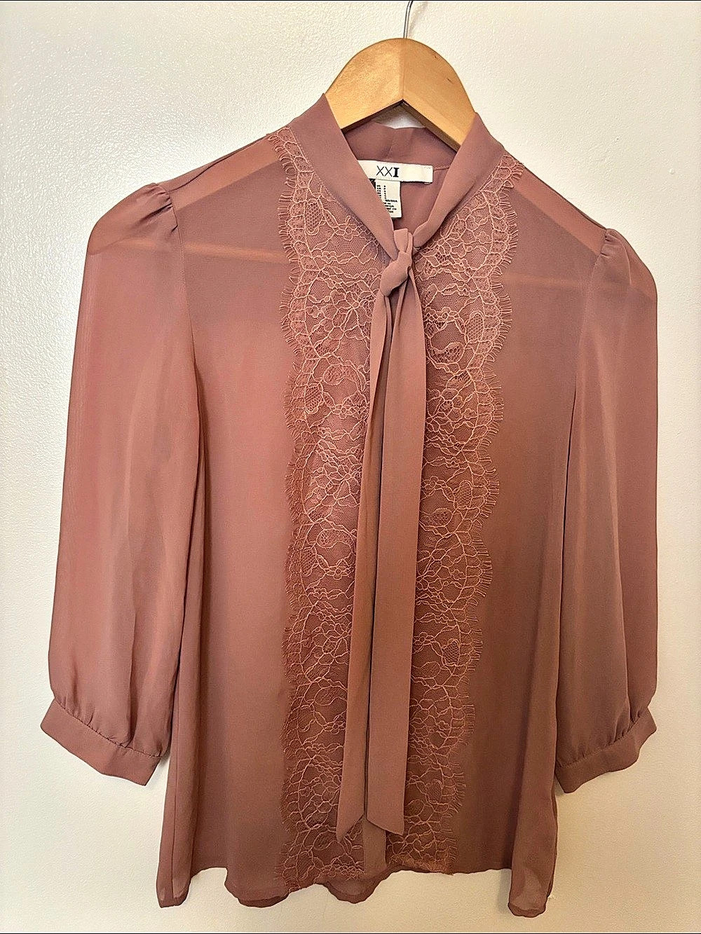 XXI Lace Front Tie Neck Blouse Pink Size Small